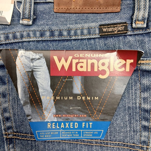 Wrangler Men's Relaxed Fit Jeans Size 36x29 Blue Denim Premium NWT - Picture 5 of 8
